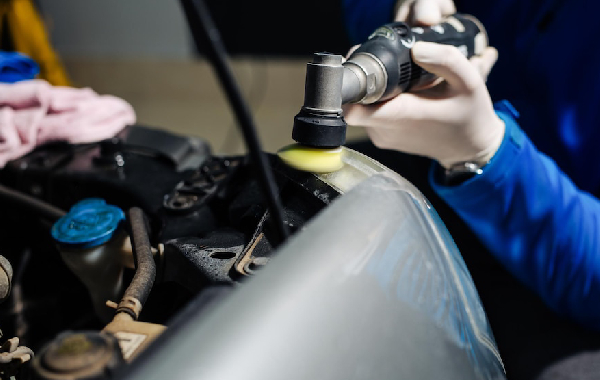 Clean Your Car’s Engine Bay img